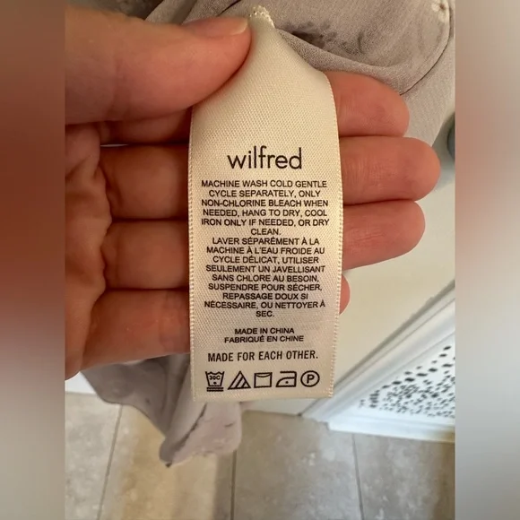 Elegant Lilac Midi Dress - Wilfred Genoa - Picture 10 of 11